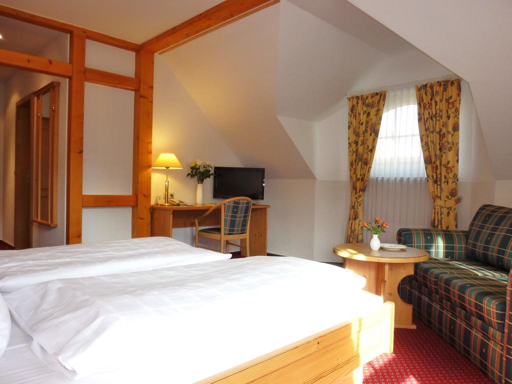 Landhaus Mueritzgarten Hotel Garni Röbel Rom bilde